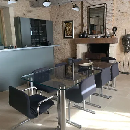 Le Clos 1855 Guest house *