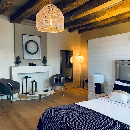 Le Clos 1855 Guest house Saint-Laurent-Des-Batons