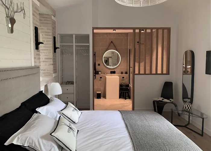 Pensionat Le Clos 1855 Saint-Laurent-Des-Batons